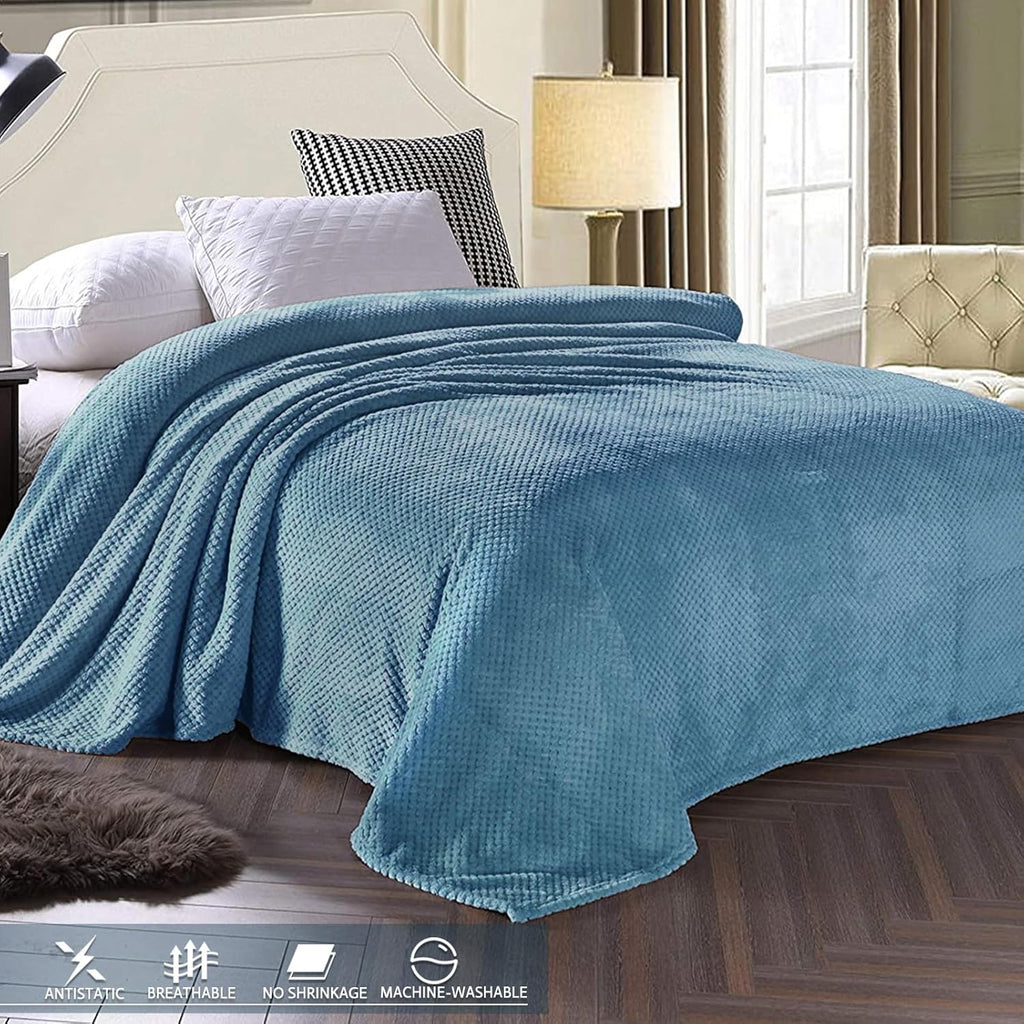 Exclusivo Mezcla Fleece Throw Blanket Extra Large, Super Soft and Warm Blankets for Couch, Sofa and Bed Waffle Textur... - Image 3